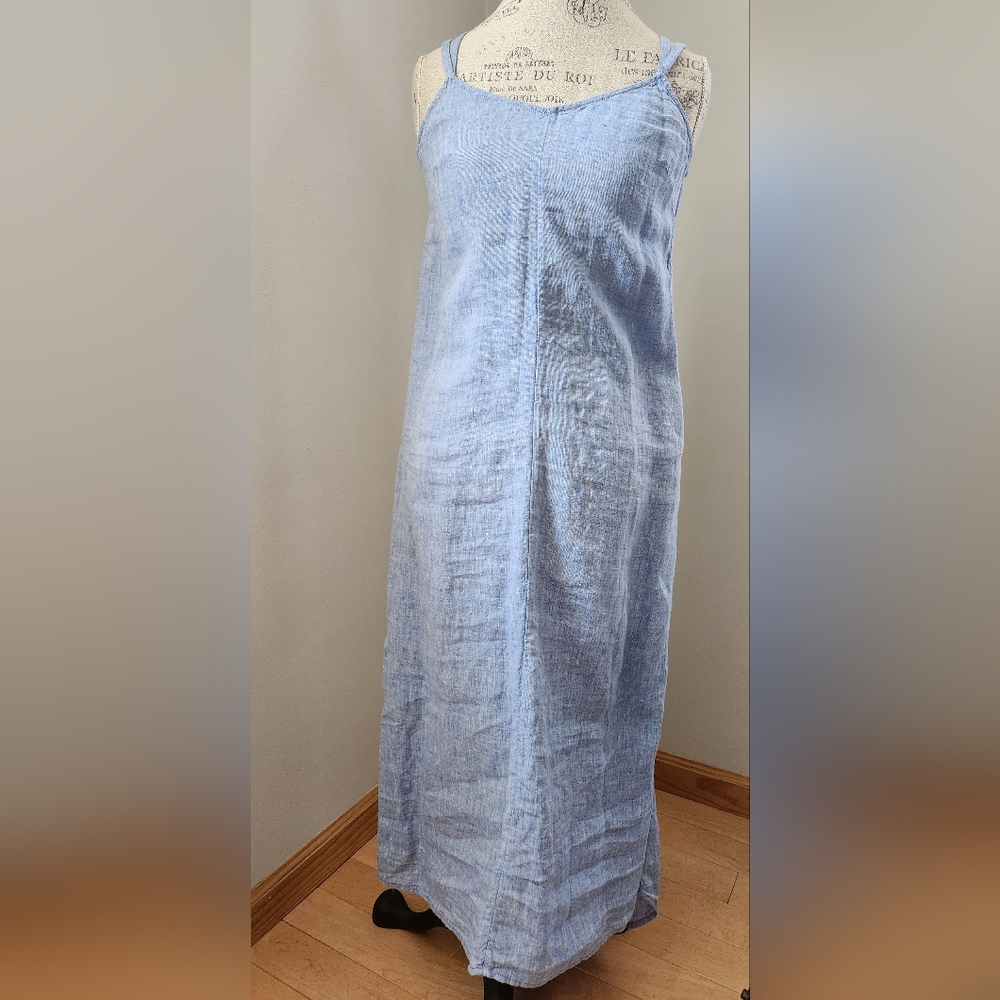 NEW! ANTIBES BLANC 🌞linen baby blue maxi dress with strappy back in size XS